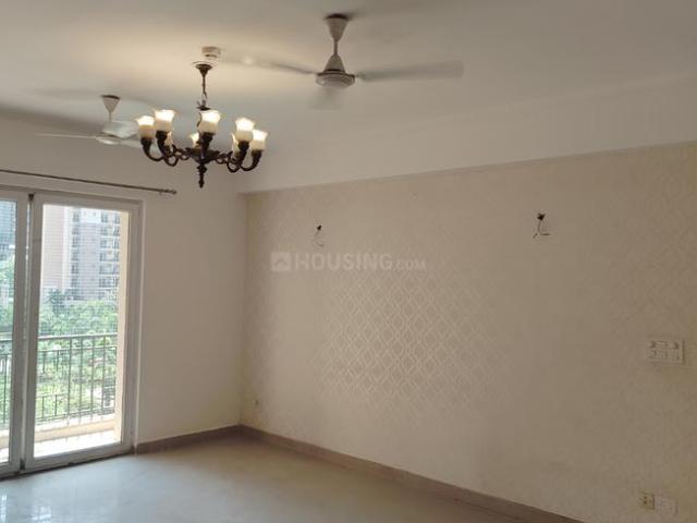 3 BHK Apartment in Indirapuram for resale Ghaziabad. The reference number is 20316380