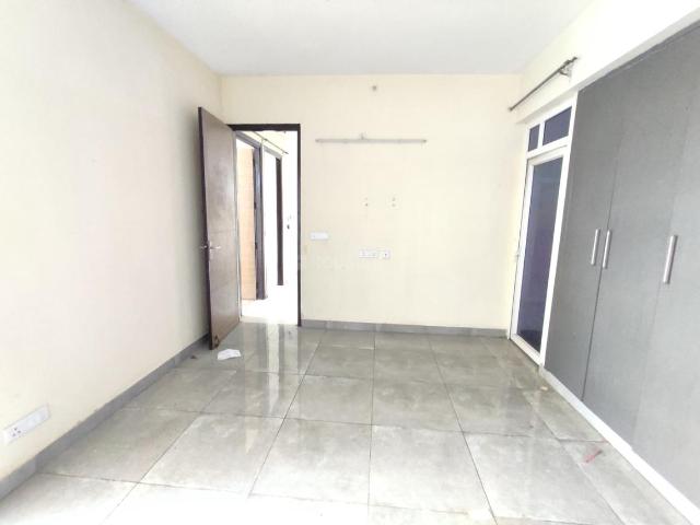 3 BHK Apartment in Indirapuram for resale Ghaziabad. The reference number is 20390761