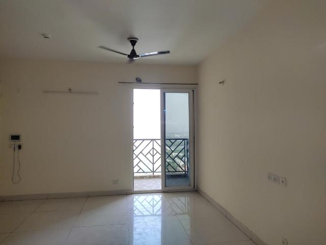 3 BHK Apartment in Indirapuram for resale Ghaziabad. The reference number is 7909048