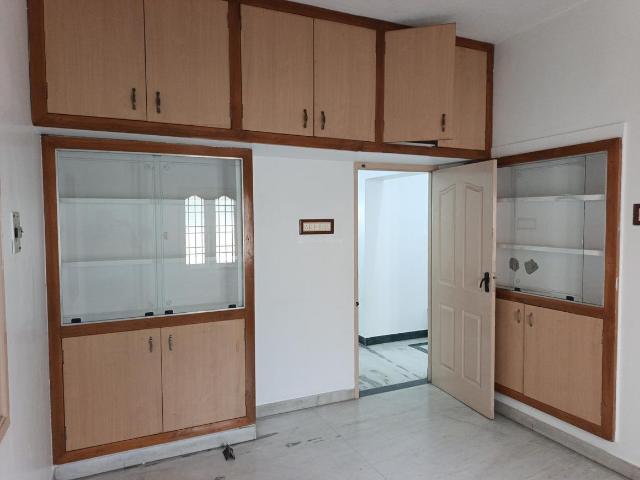 3 BHK Apartment in Injambakkam for rent Chennai. The reference number is 20513064