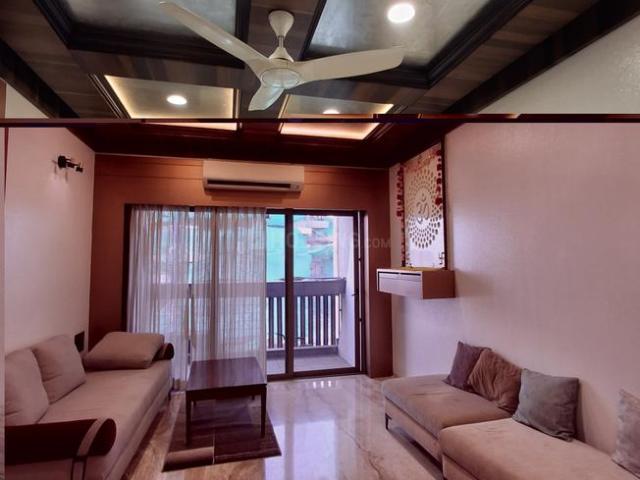 3 BHK Apartment in Iscon Ambli Road for rent Ahmedabad. The reference number is 19810893