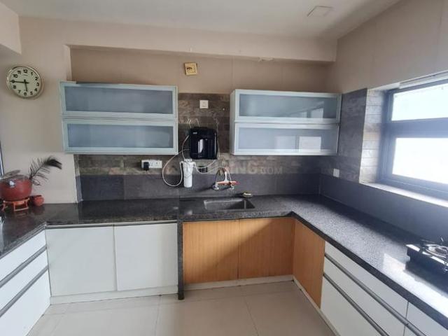 3 BHK Apartment in Jodhpur for rent Ahmedabad. The reference number is 21004469