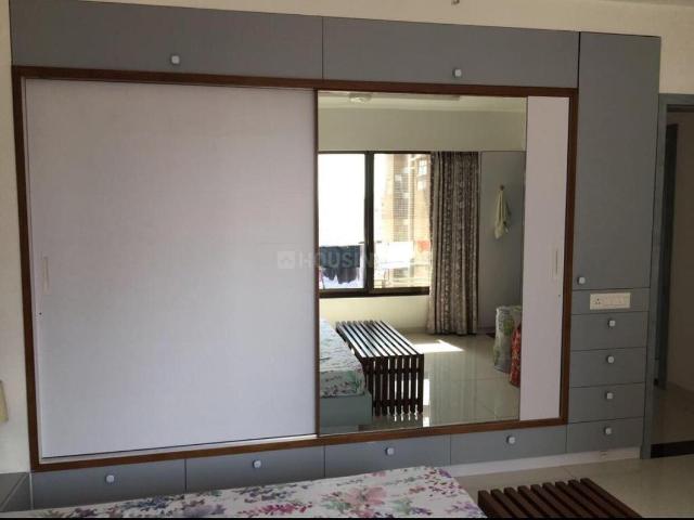 3 BHK Apartment in Jodhpur for resale Ahmedabad. The reference number is 20841951