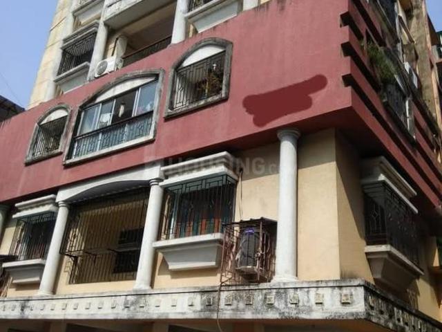 3 BHK Apartment in Jodhpur Park for resale Kolkata. The reference number is 17101615