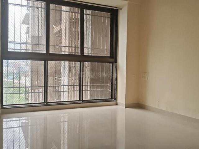 3 BHK Apartment in Jogeshwari West for rent Mumbai. The reference number is 20720255