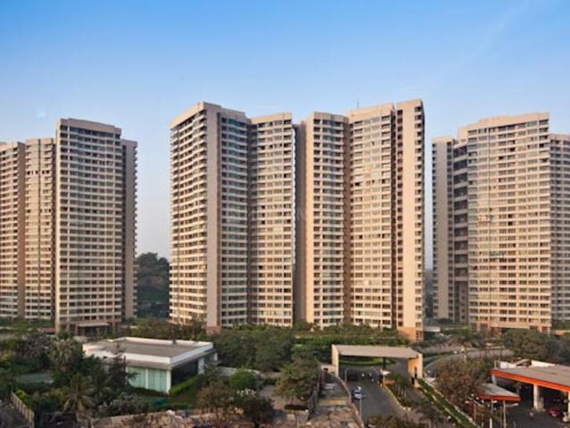 3 BHK Apartment in Jogeshwari East for rent Mumbai. The reference number is 20635167