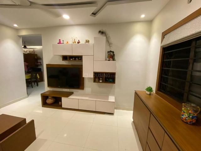 3 BHK Apartment in Joka for resale Kolkata. The reference number is 20075923