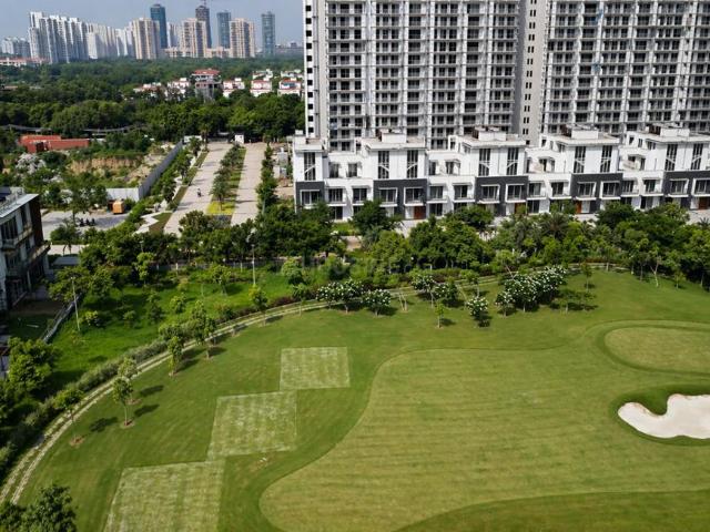 3 BHK Apartment in Jaypee Greens for resale Greater Noida. The reference number is 20259526