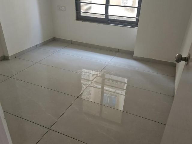3 BHK Apartment in Jagatpur for rent Ahmedabad. The reference number is 19434872