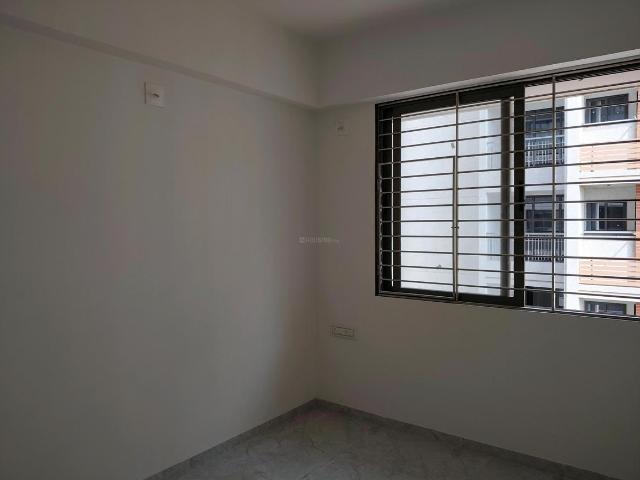 3 BHK Apartment in Jagatpur for rent Ahmedabad. The reference number is 20005234