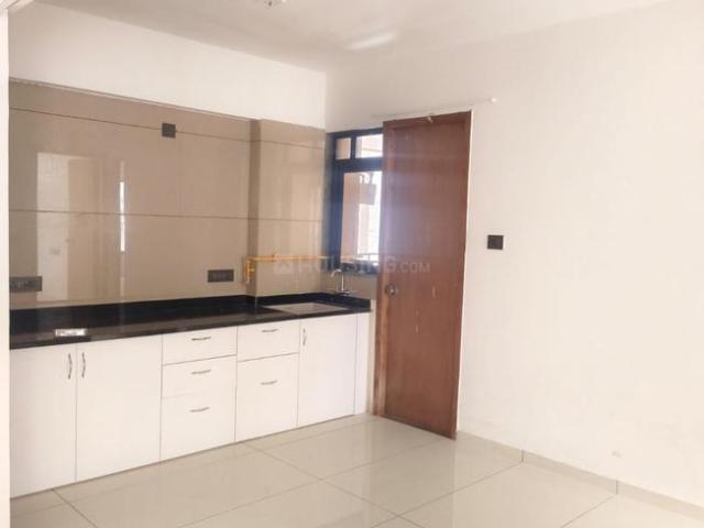3 BHK Apartment in Jagatpur for rent Ahmedabad. The reference number is 20280911