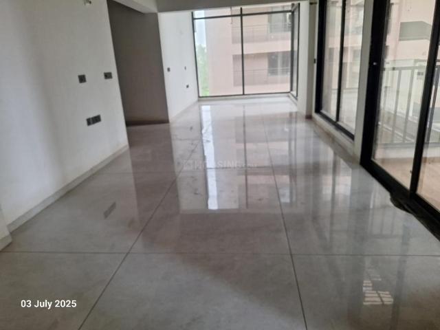 3 BHK Apartment in Jagatpur for rent Ahmedabad. The reference number is 20360256
