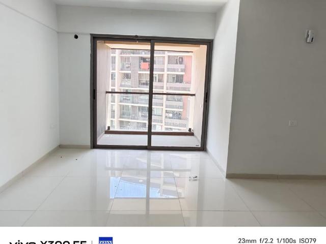 3 BHK Apartment in Jagatpur for rent Ahmedabad. The reference number is 20444090
