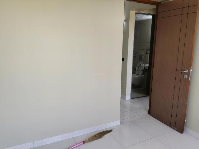 3 BHK Apartment in Jagatpur for resale Ahmedabad. The reference number is 19256362