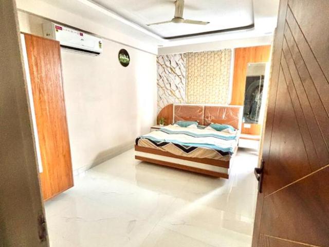 3 BHK Apartment in Jagatpura for rent Jaipur. The reference number is 20579912
