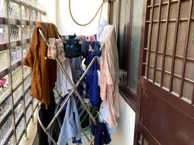 3 BHK Apartment in Jamia Nagar for resale New Delhi. The reference number is 20411262
