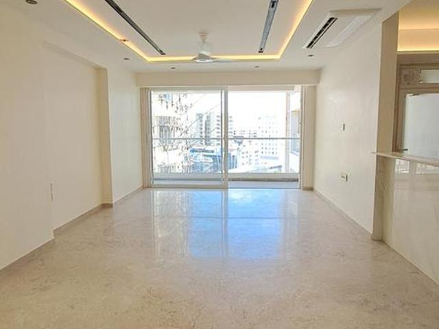 3 BHK Apartment in Juhu for rent Mumbai. The reference number is 20456851
