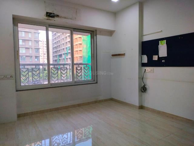 3 BHK Apartment in Juhu for rent Mumbai. The reference number is 20476012