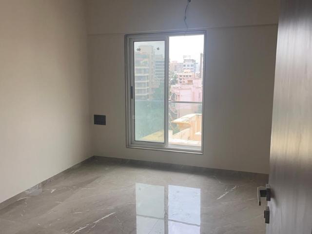 3 BHK Apartment in Juhu for rent Mumbai. The reference number is 20837592