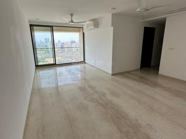 3 BHK Apartment in Juhu for rent Mumbai. The reference number is 20020781