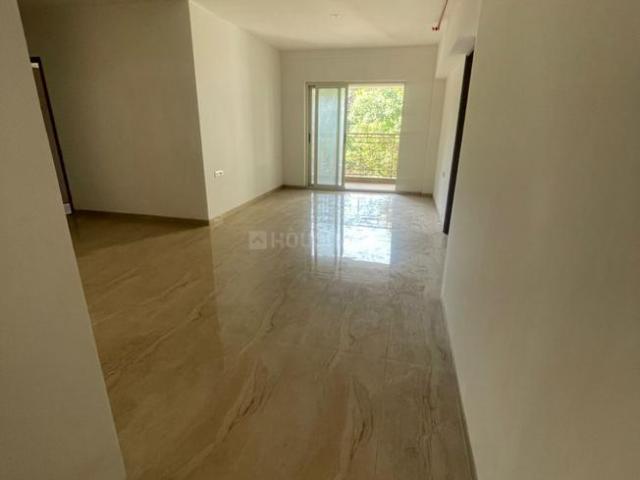 3 BHK Apartment in Juhu for rent Mumbai. The reference number is 20033901