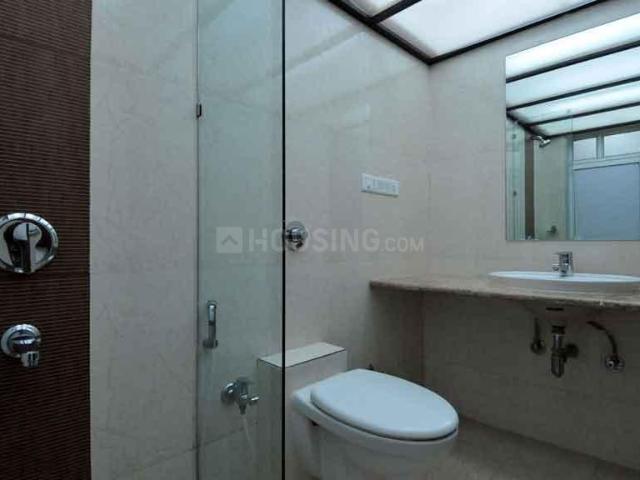 3 BHK Apartment in Juhu for resale Mumbai. The reference number is 9232111