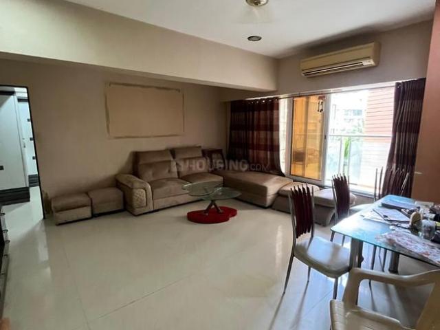 3 BHK Apartment in Juhu for resale Mumbai. The reference number is 19487509