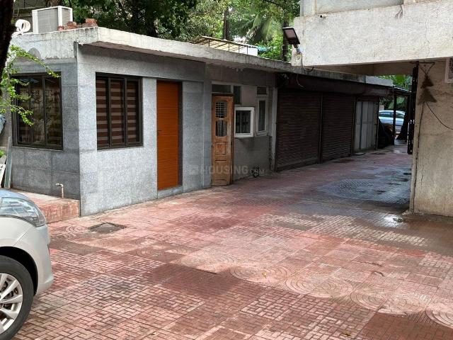 3 BHK Apartment in Juhu for resale Mumbai. The reference number is 19532978