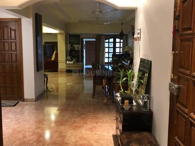 3 BHK Apartment in Juhu for resale Mumbai. The reference number is 20617660