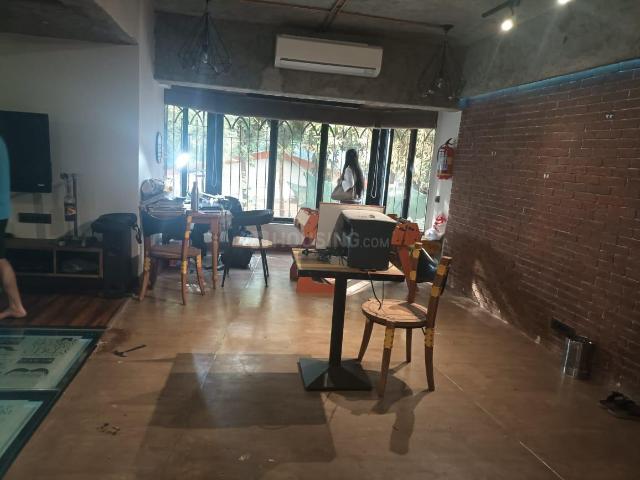 3 BHK Apartment in Juhu for resale Mumbai. The reference number is 20735735