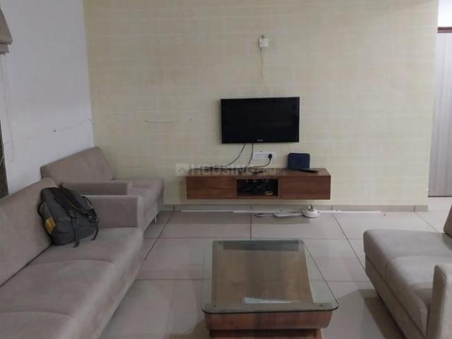 3 BHK Apartment in Old Padra Road for rent Vadodara. The reference number is 20402814