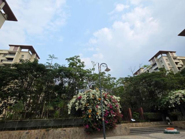 3 BHK Apartment in Osman Nagar for resale Hyderabad. The reference number is 19619499