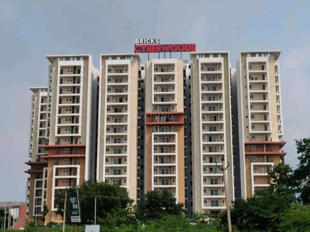 3 BHK Apartment in Osman Nagar for resale Hyderabad. The reference number is 20797556