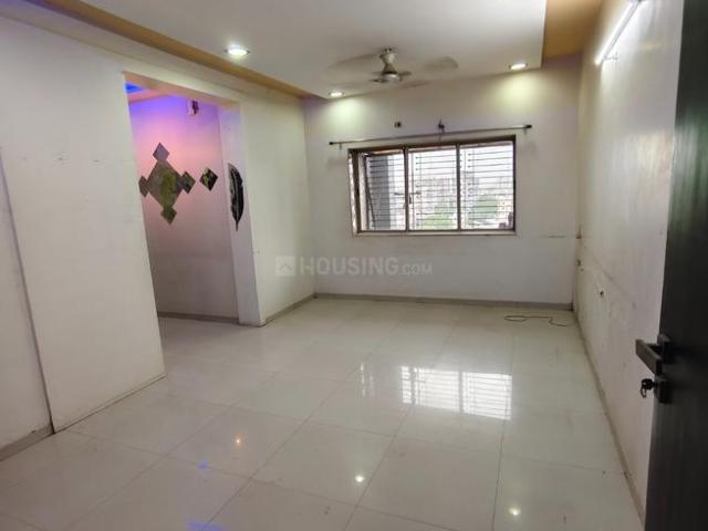 3 BHK Apartment in L.P.Savani for rent Surat. The reference number is 20694057