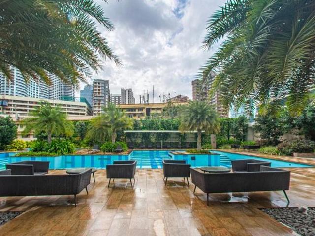 3 BHK Apartment in Lower Parel for resale Mumbai. The reference number is 19599054