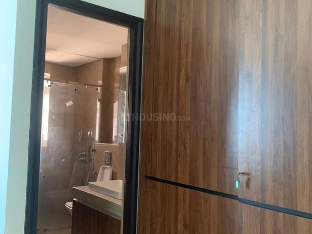 3 BHK Apartment in Lower Parel for resale Mumbai. The reference number is 20306858