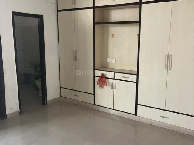 3 BHK Apartment in Lohgarh for rent Zirakpur. The reference number is 19489139