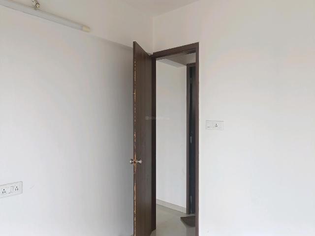 3 BHK Apartment in Lohegaon for rent Pune. The reference number is 19161174