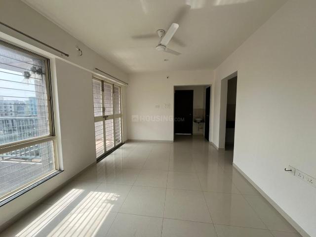 3 BHK Apartment in Lohegaon for rent Pune. The reference number is 20016859
