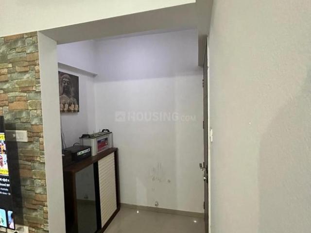 3 BHK Apartment in Lohegaon for rent Pune. The reference number is 20675590