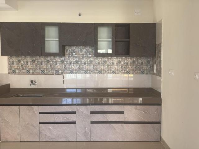 3 BHK Apartment in Loni Kalbhor for resale Pune. The reference number is 20812360