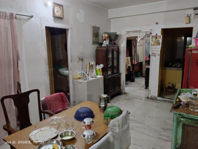 3 BHK Apartment in Lake Gardens for resale Kolkata. The reference number is 20640181