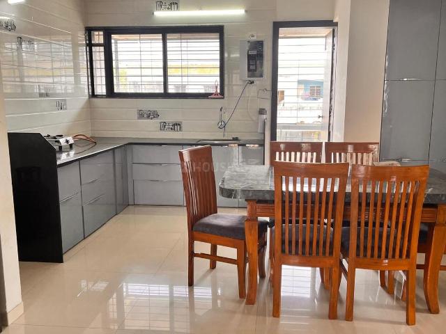 3 BHK Apartment in Lamkhade Mala for rent Nashik. The reference number is 19157229