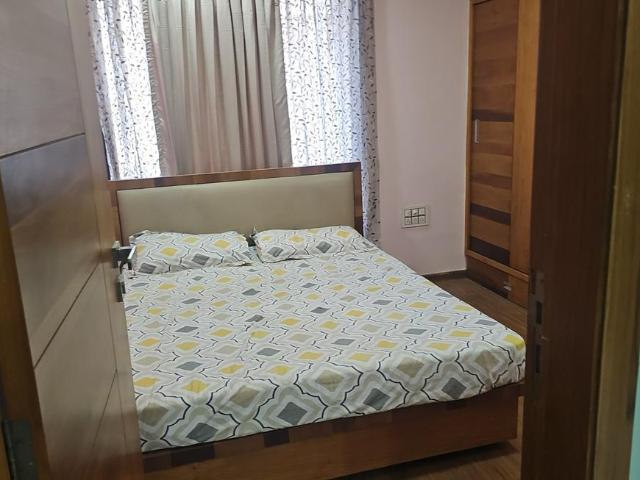 3 BHK Apartment in Motera for rent Ahmedabad. The reference number is 20010181