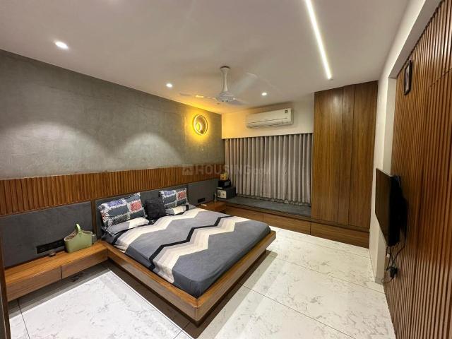 3 BHK Apartment in Motera for rent Ahmedabad. The reference number is 20317289