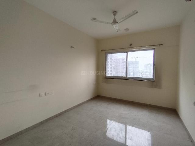 3 BHK Apartment in Mohammed Wadi for resale Pune. The reference number is 19050674