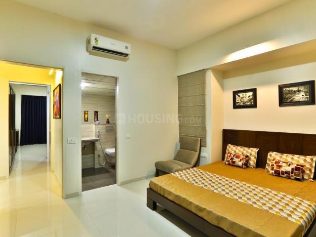 3 BHK Apartment in Mohammed Wadi for resale Pune. The reference number is 20449531