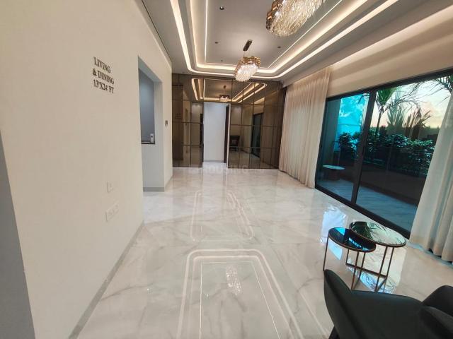 3 BHK Apartment in Mohammed Wadi for resale Pune. The reference number is 20795582