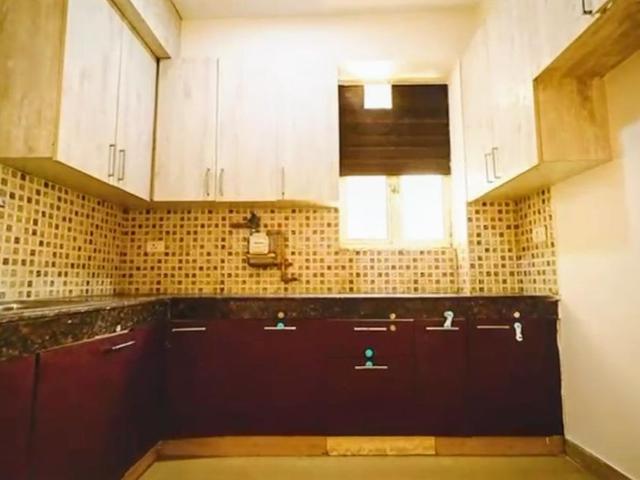 3 BHK Apartment in Morta, Moti for resale Ghaziabad. The reference number is 19988597