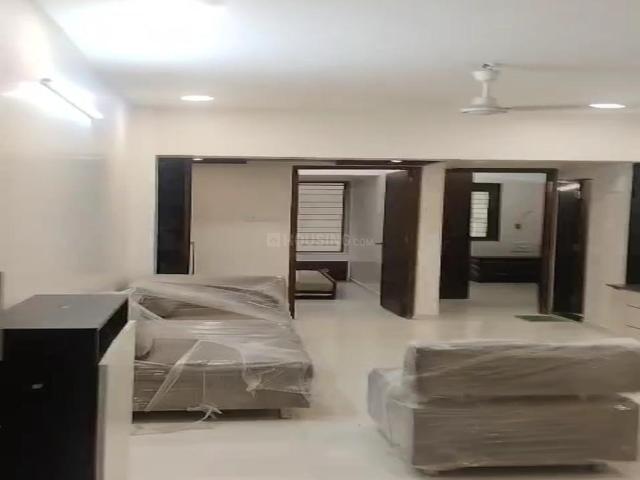 3 BHK Apartment in Matunga East for rent Mumbai. The reference number is 20635527